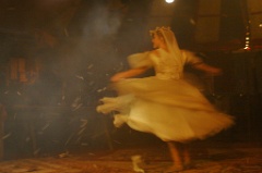 parfum d est 235 * 3504 x 2336 * (4.74MB)